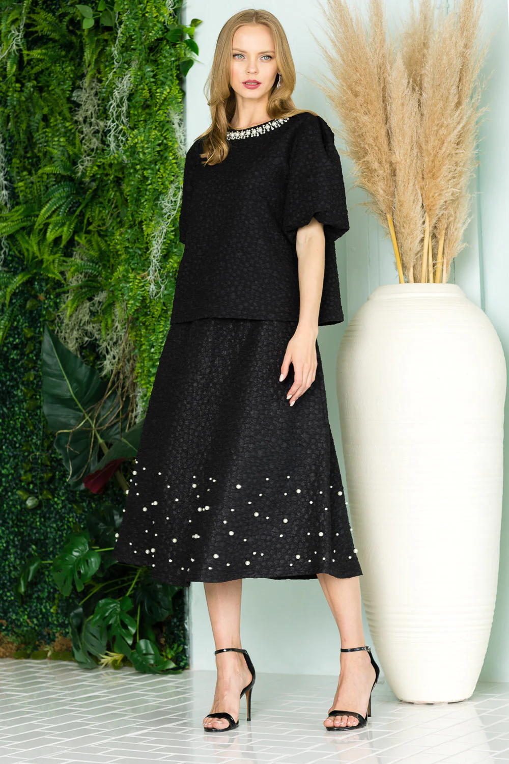 Windelle Textured Top with Pearls - Image 19