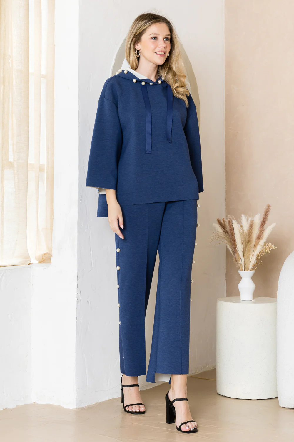 Francine French Scuba Pearl Hoodie - Image 77