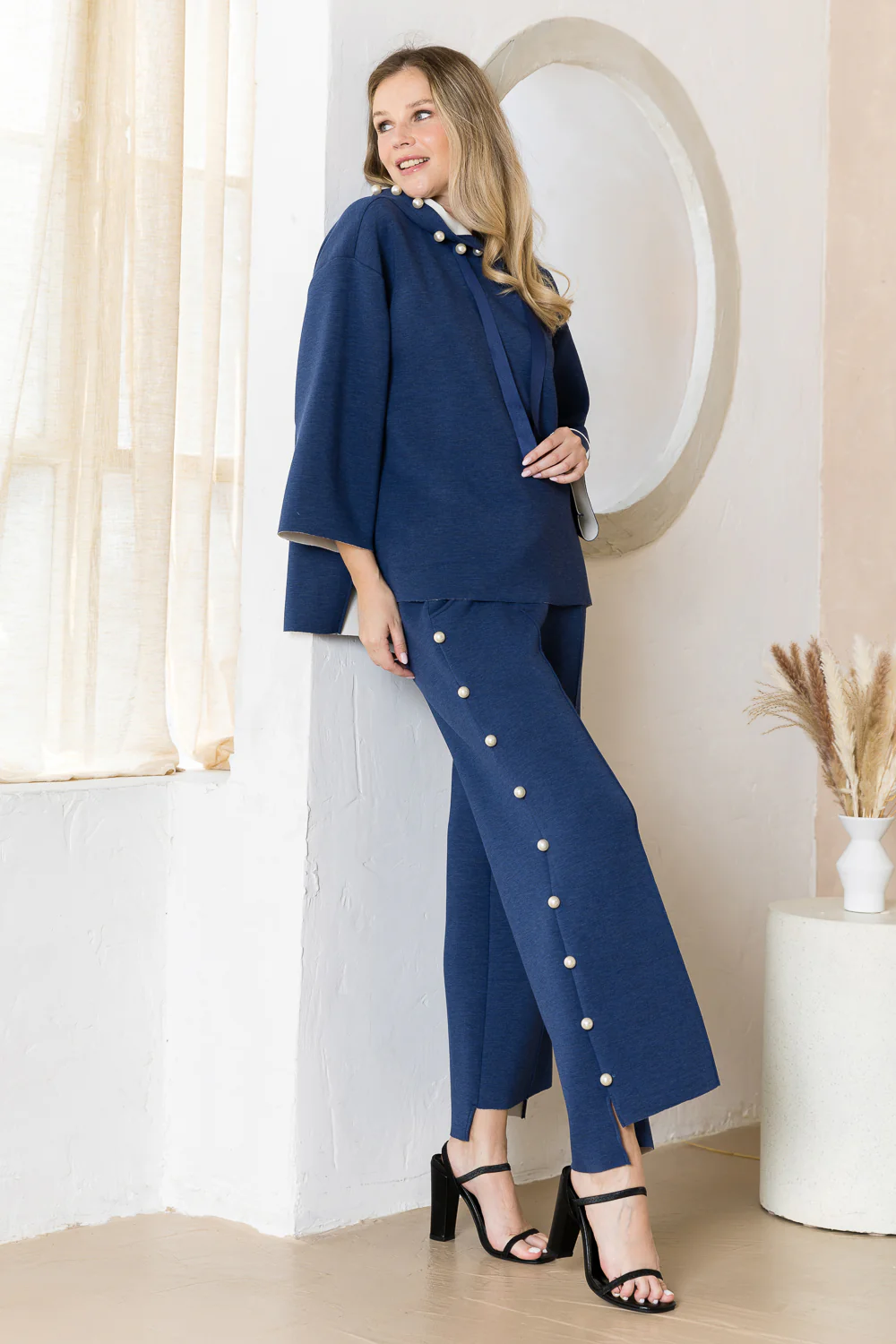 Francine French Scuba Pearl Hoodie - Image 78