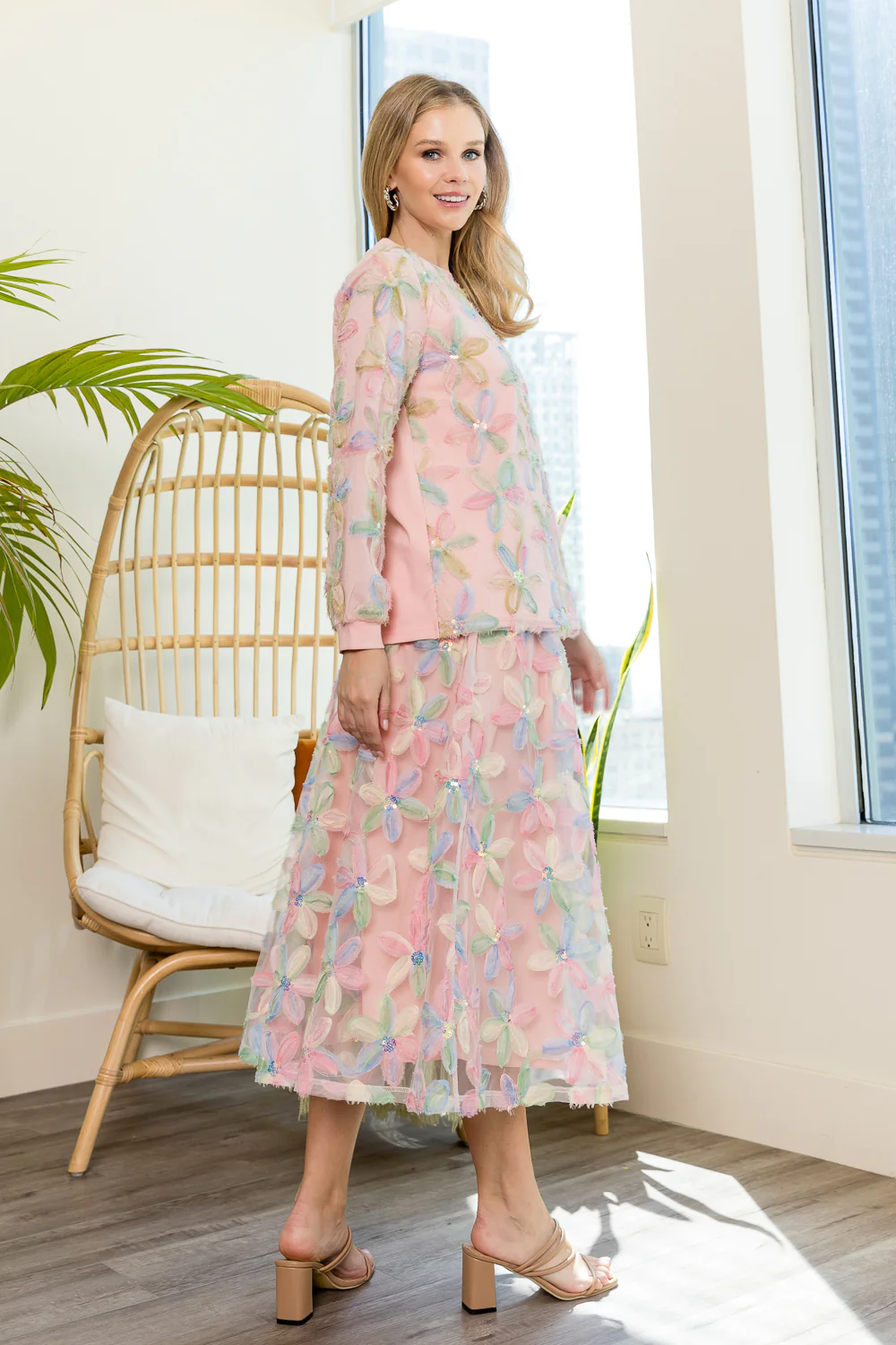 Romi Lace Embellished Flower Top - Image 5