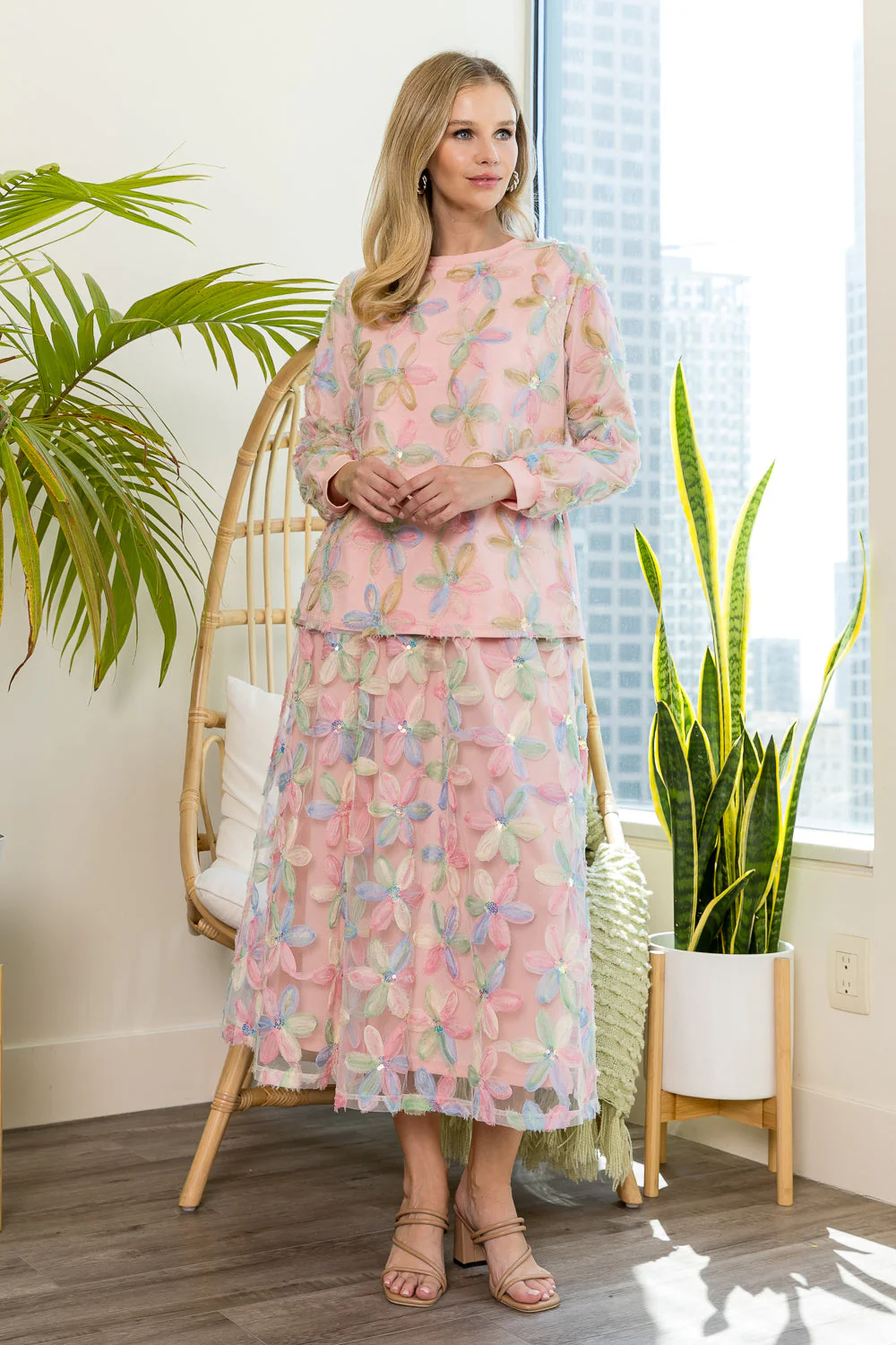 Romi Lace Embellished Flower Top - Image 3