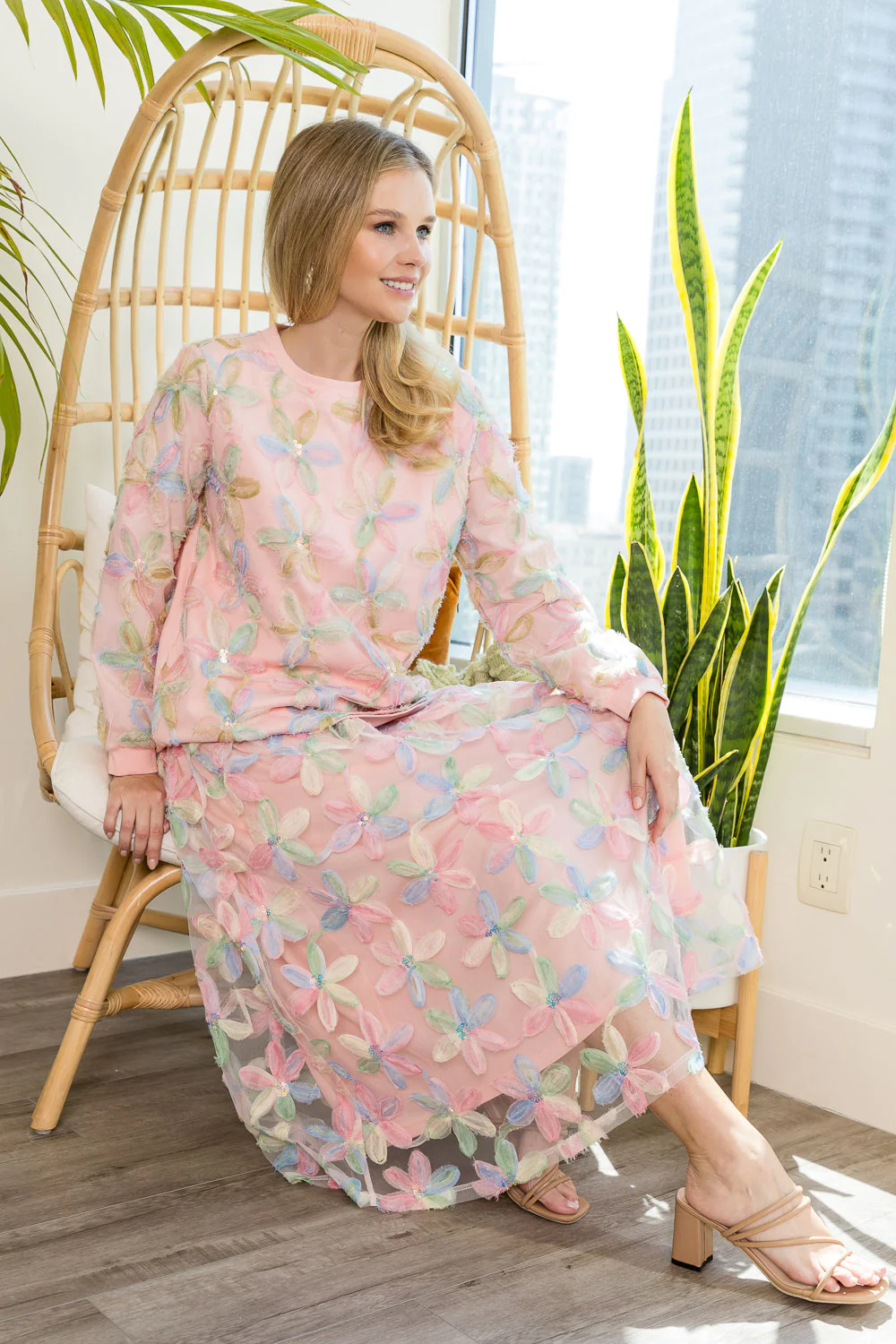 Romi Lace Embellished Flower Top - Image 4