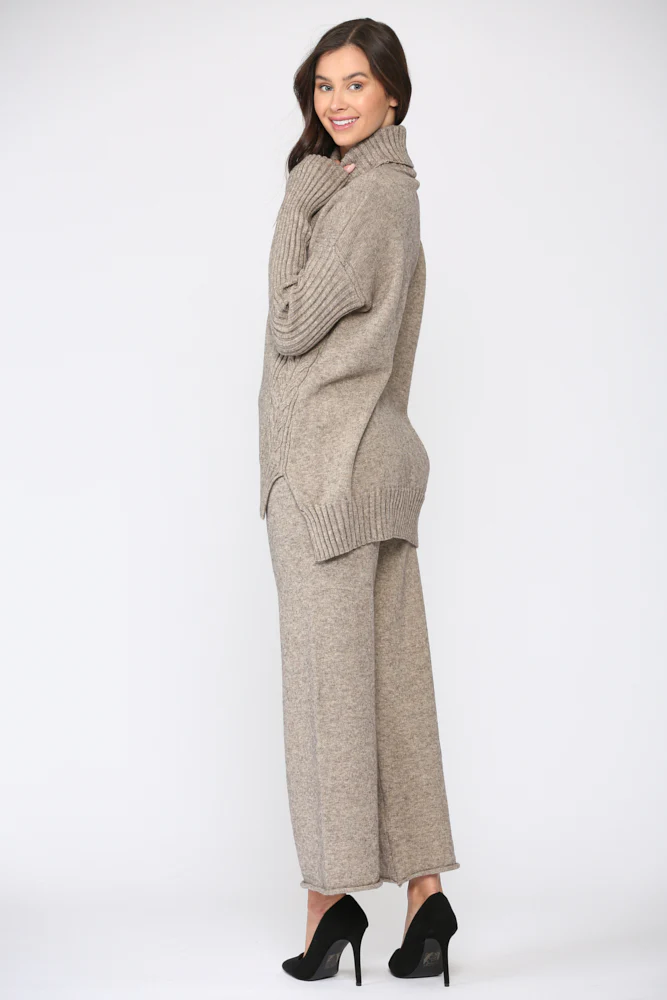 Sabrina Stretch Knitted Sweater - Image 15