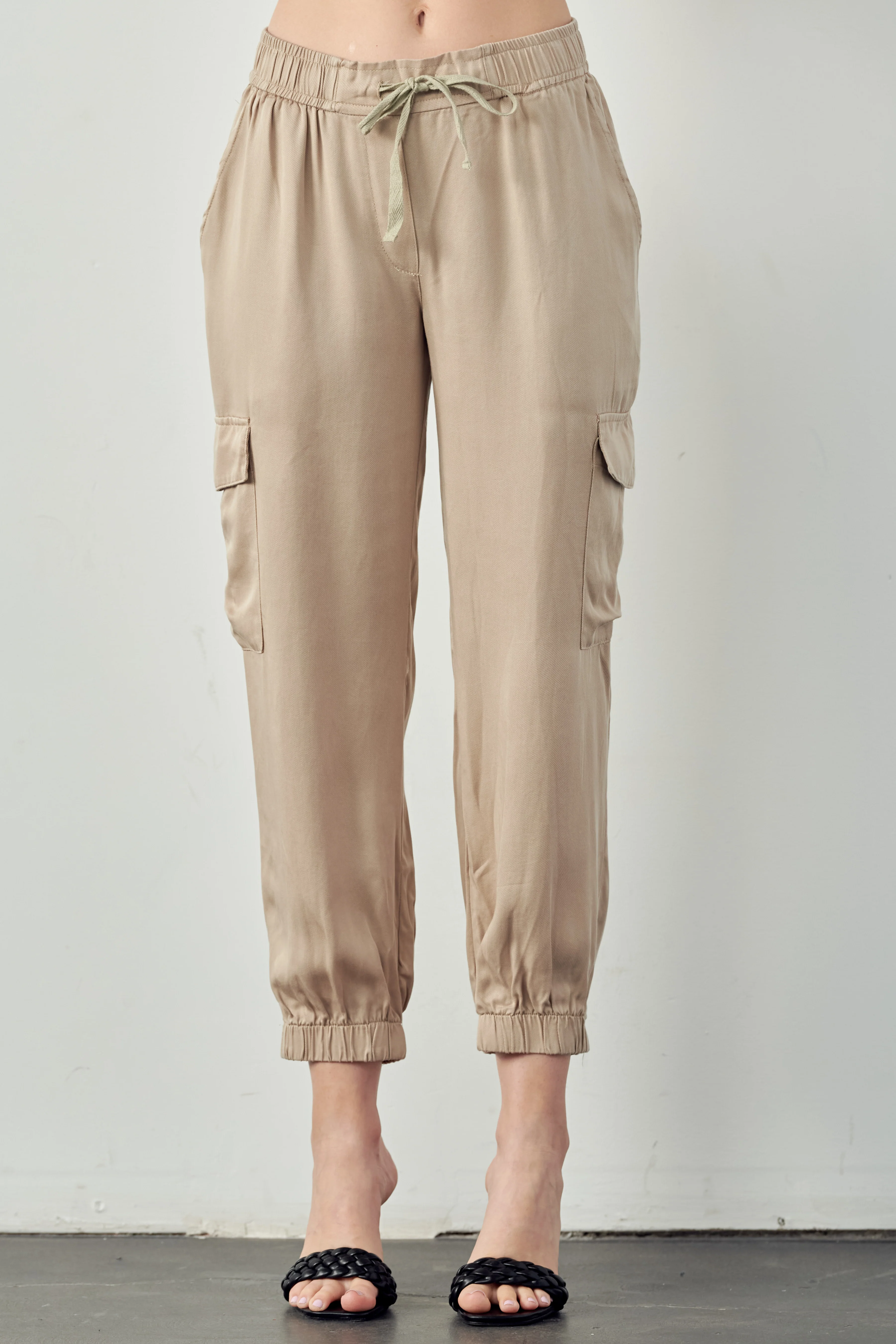 Trinity Tencel Cargo Pant - Image 4